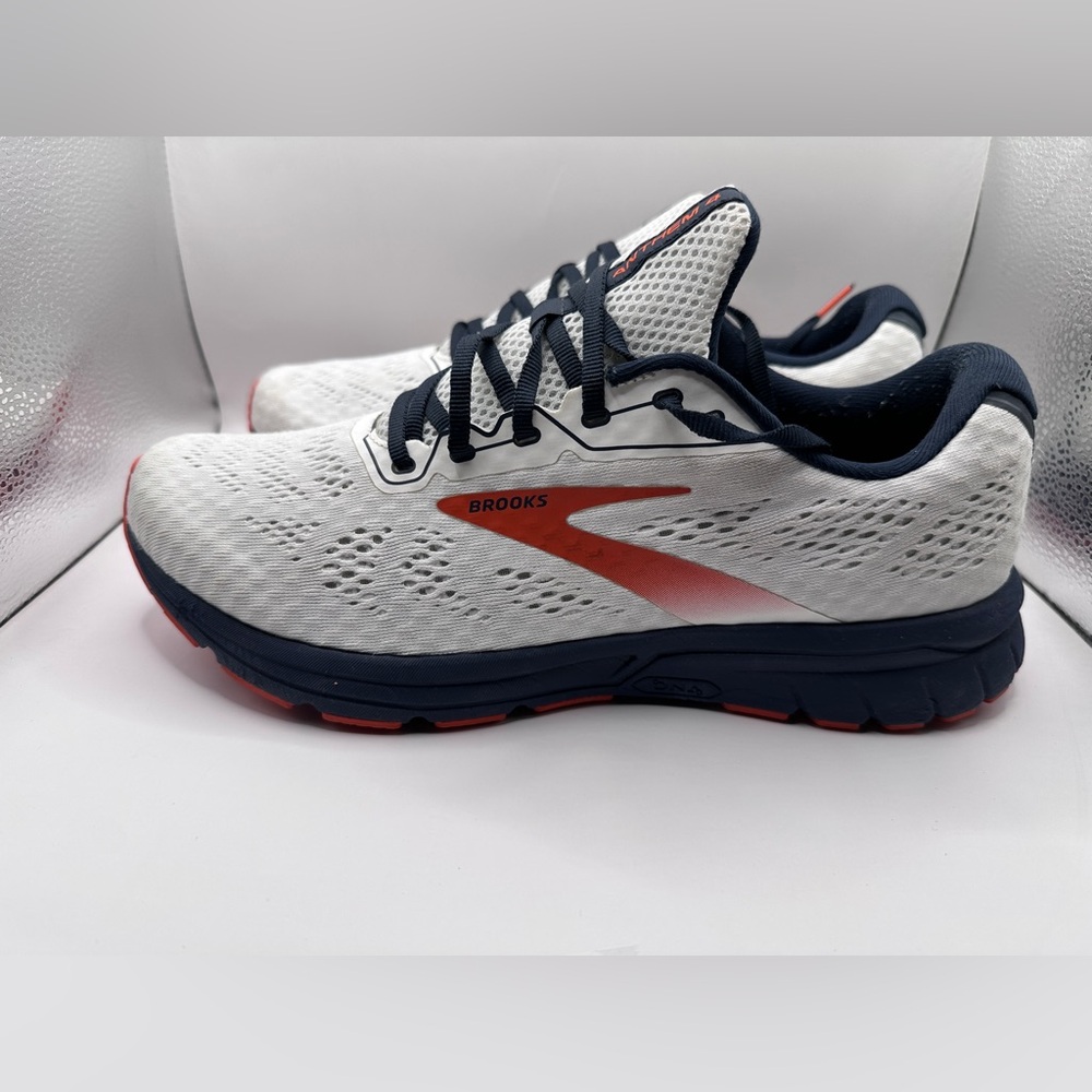 Brooks Men's White and Navy Athletic Shoes